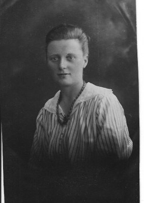 033-34. Anna Meinertz - List.jpg.medium.jpeg